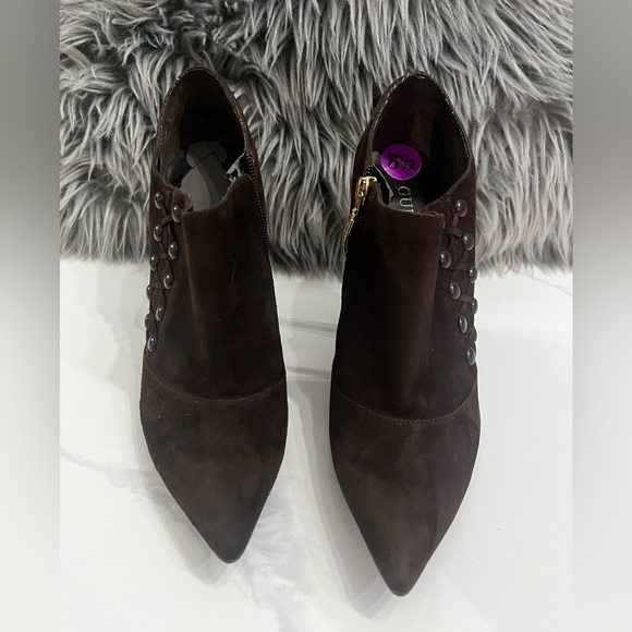 Guess brown leather suede booties in size 8.5 - Picture 2 of 11